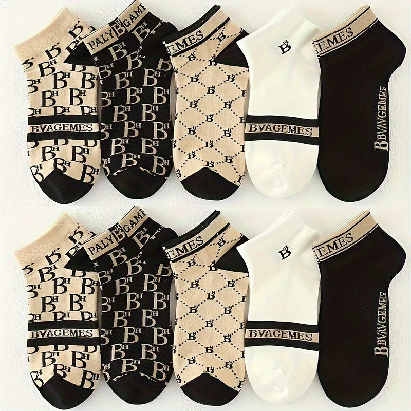 10 pairs of men's stylish ankle socks with letter pattern, made from breathable polyester blend.