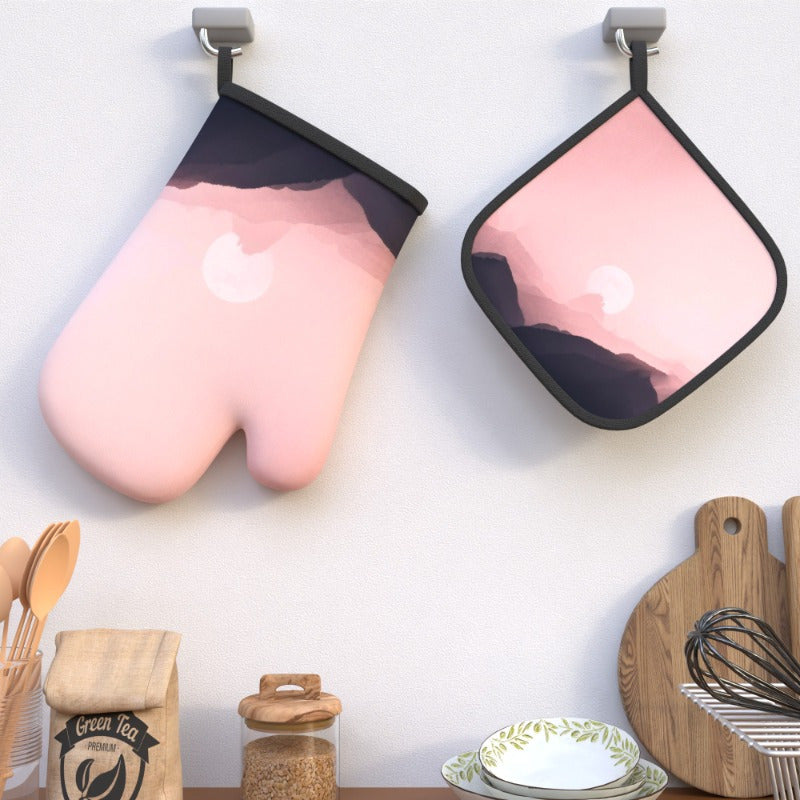 Set of 2 Pink Hazy Moon Heat-Resistant Oven Mitts and Pot Holders - Size 26.92x17.02 cm, Made of Polyester, Safe for Machine Washing - Perfect for Cooking, Baking, Grilling, and Microwave Use - Adds Charming Decor to Your Kitchen