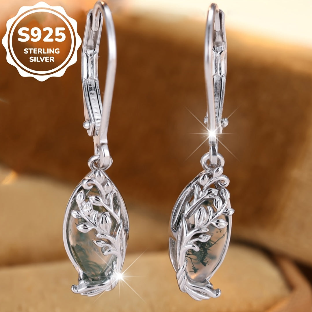 Vintage-inspired water drop shaped water grass agate earrings for women, made with 2.8g of pure s925 silver. Comes in a luxurious gift box.