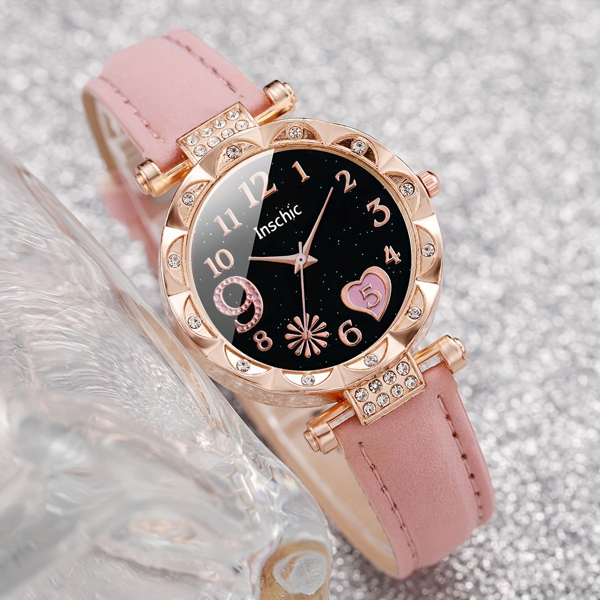 2-piece set without watch box: Women's quartz watch with love number dial and bracelet.