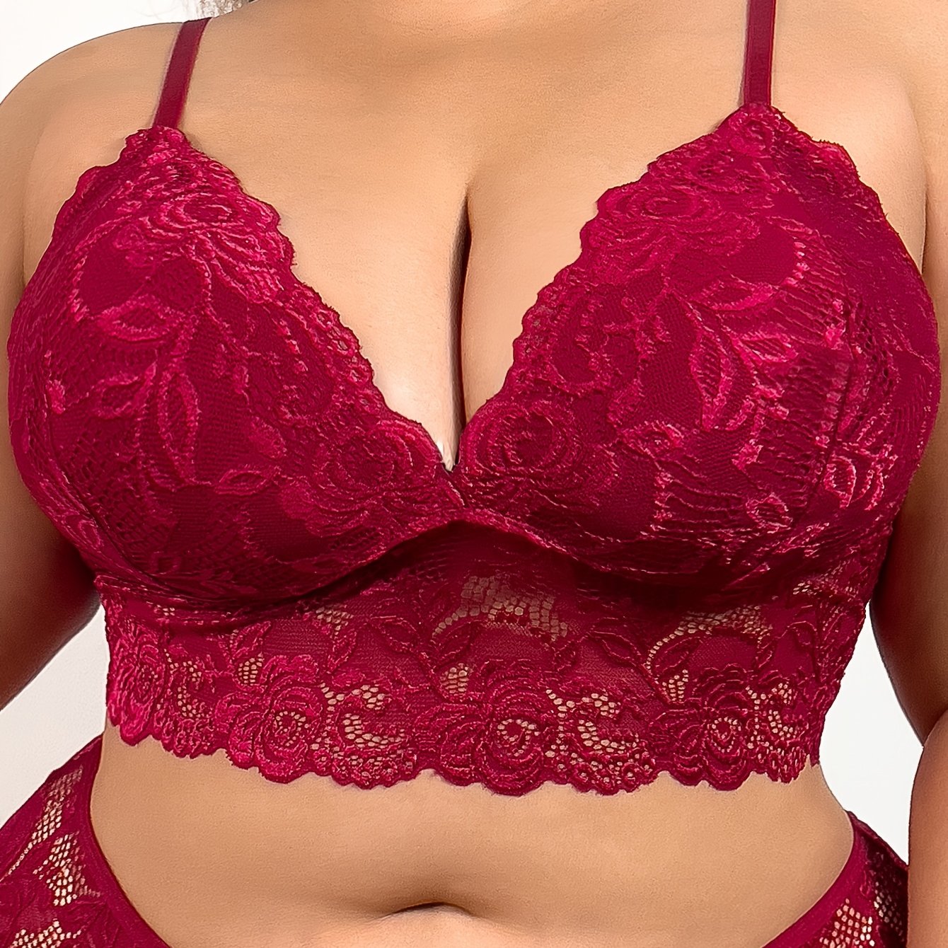 Floral lace deep V-neck longline bra for plus size women