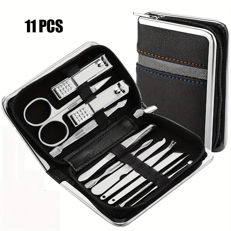 Nail clipper kit with 26 pieces for men and women, includes ear spoon and nail files.