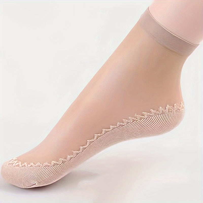 Five pairs of thin short stockings that are non-slip, durable, comfortable, breathable, form-fitting, and transparent.