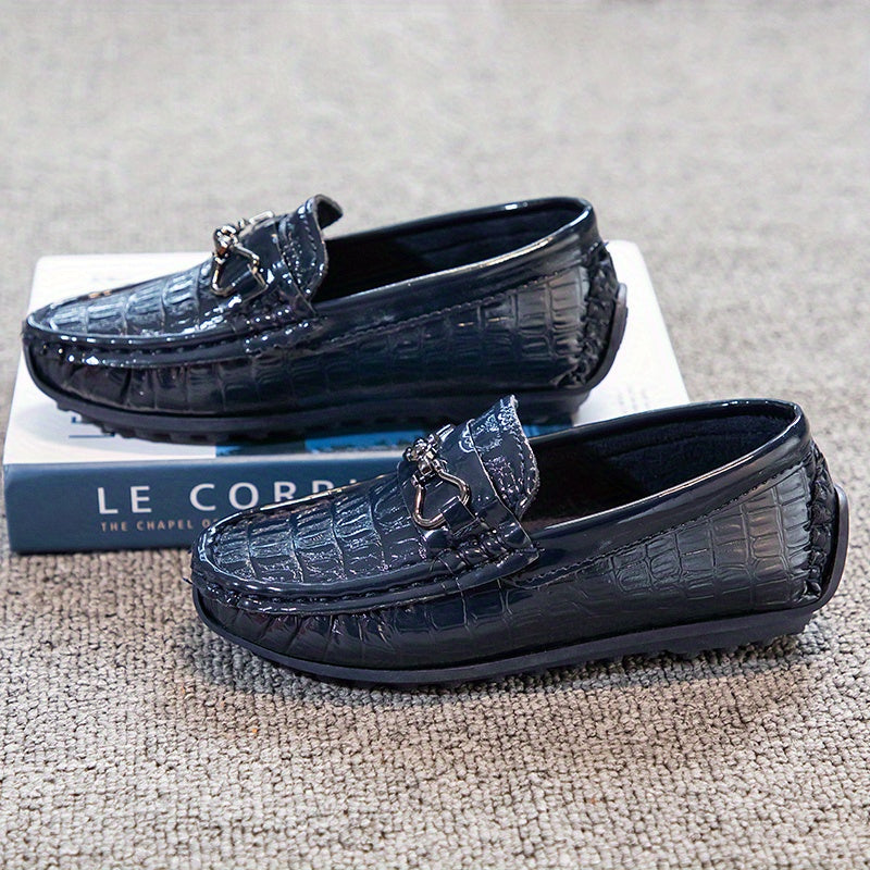 New summer 2022 boys' loafers - slip-on shoes for toddlers and older children in British style.