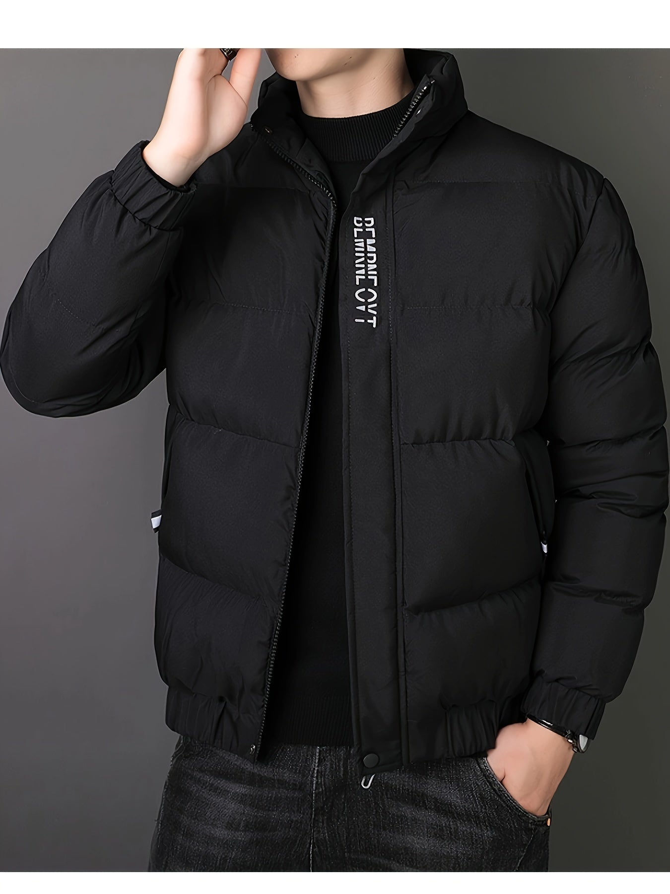 Men's 2024 lightweight winter coat with warm, thickened polyester fabric, stand collar, alphabet pattern, zipper detail, skinny fit, woven weave. 138gsm fabric weight, 90gsm lining weight.