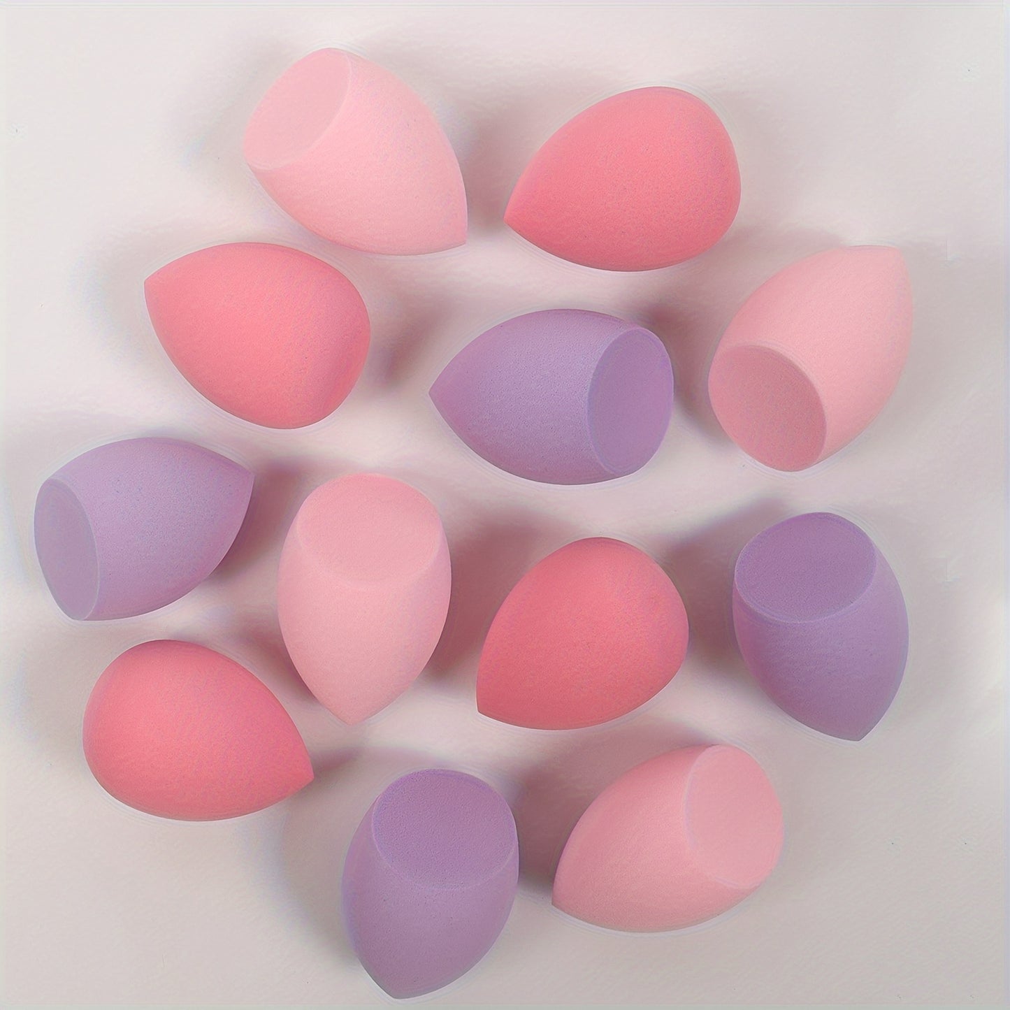 Medium size makeup sponge available in 3, 6, or 12 pieces. Random colors and shapes. Can be used with bb cream, liquid foundation, concealer, blush, etc. Expands when wet. Latex-free.