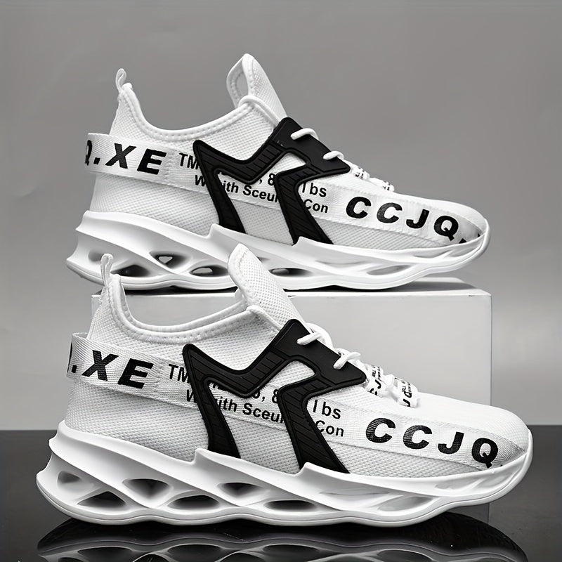 Men's trendy blade sneakers for outdoor activities, with non-slip and shock absorption features.