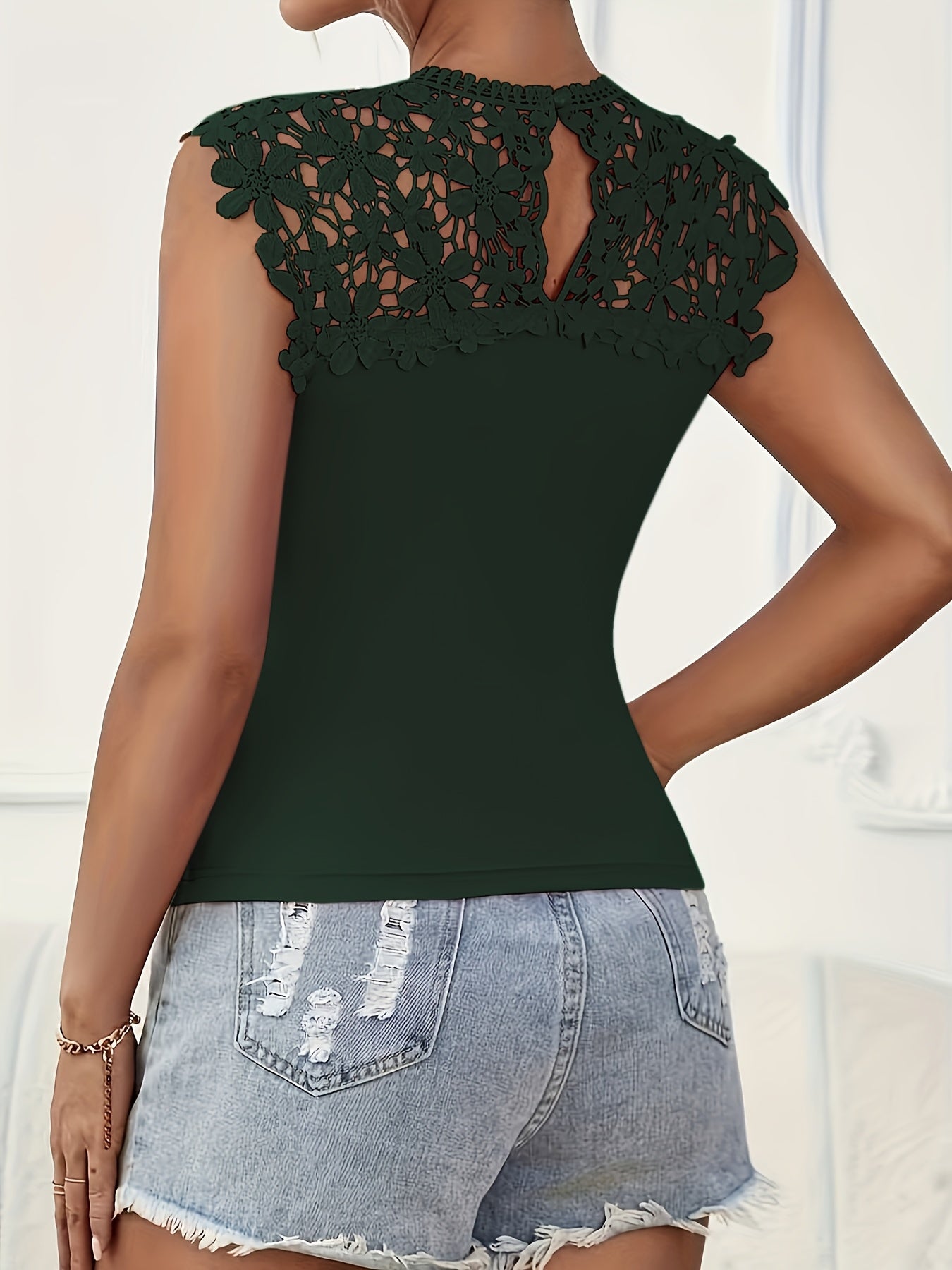 Floral lace applique tank top for summer, plus size, women's casual sleeveless top.