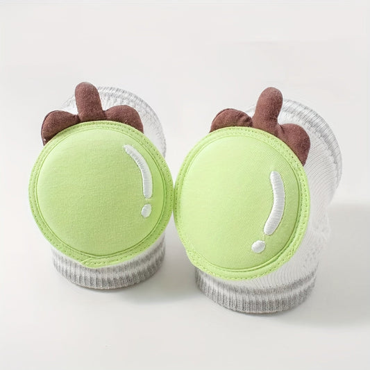 Cartoon Design Knit Knee Pads: Keep your little one safe and cute with this set of breathable elastic knee and elbow protectors. Designed for non-slip crawling and walking safety in assorted colors.