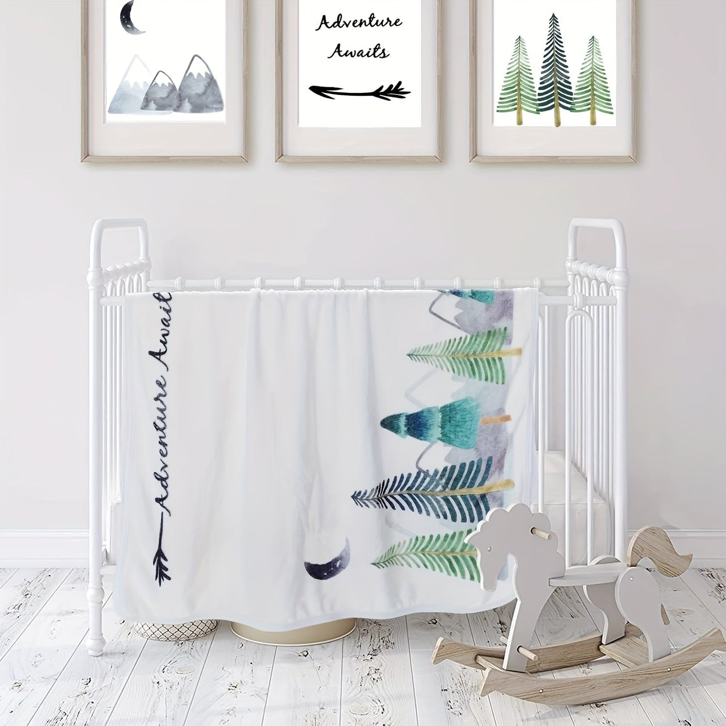 Monthly milestone blanket for your baby, featuring a felt frame and mountain design. Perfect for tracking your little boy's growth and decorating your woodland nursery. Ideal for baby showers, measuring 60x40 inches.