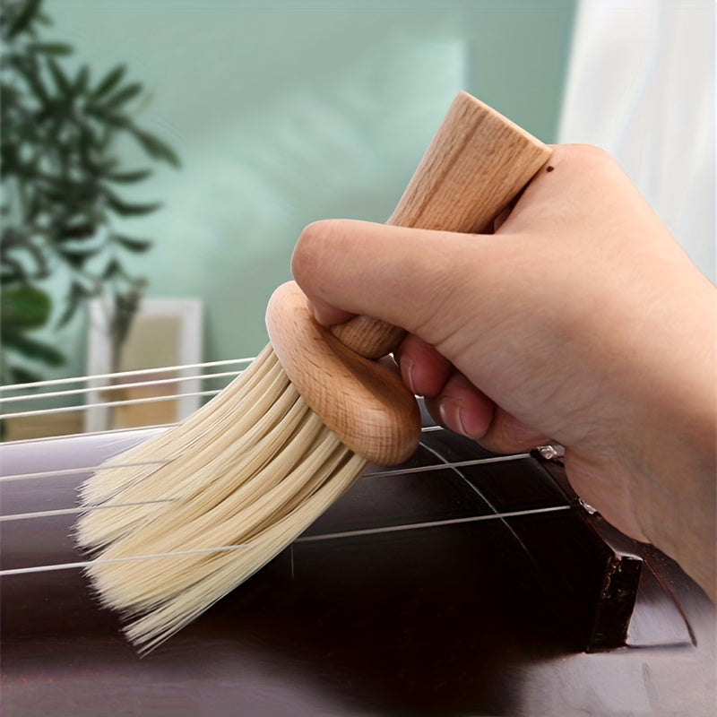 Universal Violin Cleaning Brush for Guzheng and Violin Accessories - Sweep Away Dust and Keep Instruments Clean