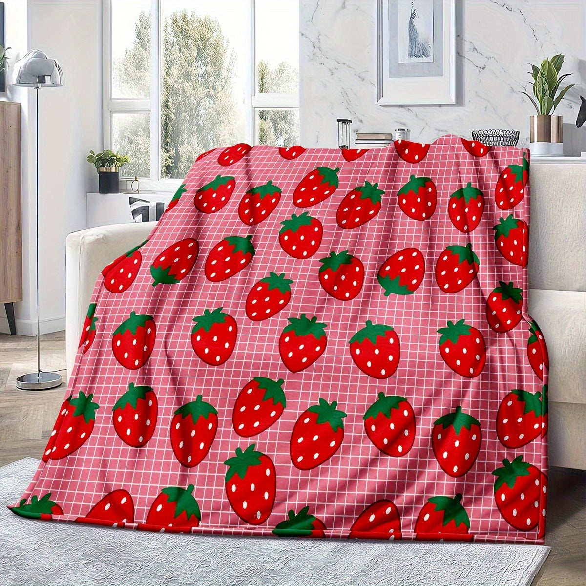 Glam Style Strawberry Pattern Throw Blanket, Microfiber Flannel All-Season Fruit Theme, Woven Digital Print, Ideal for Wedding, Housewarming, Birthday Gift - 1 Piece