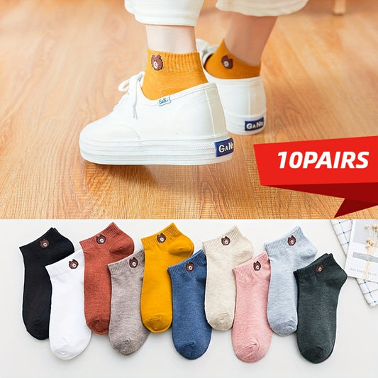 10 pairs of cute knit ankle socks with cartoon bear design for spring & autumn outdoor sports wear, made of polyester and machine & dry cleanable.