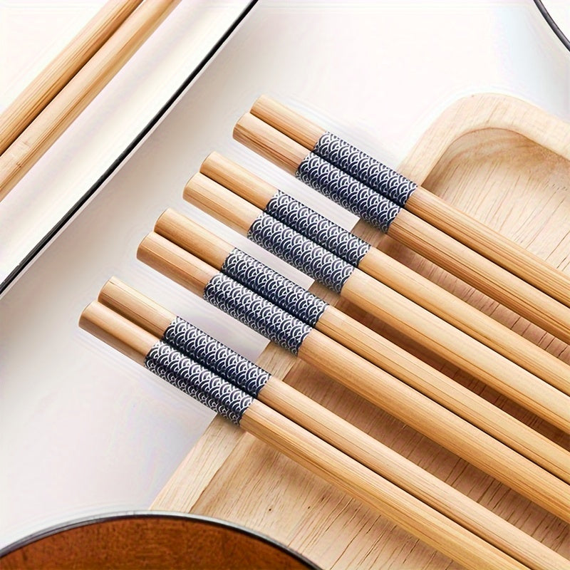 10 pairs of bamboo printed chopsticks, reusable long Chinese tableware for restaurant and kitchen, perfect for gourmet and noodles, suitable for Halloween and Christmas.