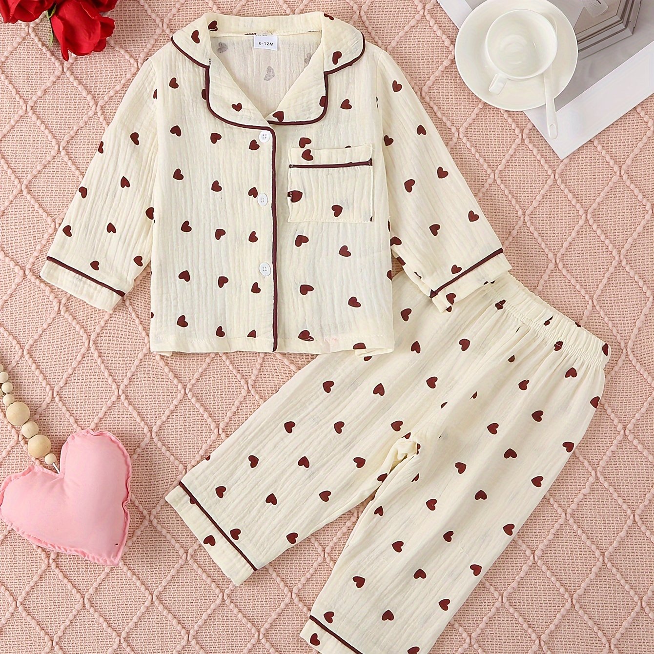 1x Girls' All-Season Cute Cotton Pajama Set with Lapel Collar - 2 Pieces of Loose-Fit Sleepwear with Hearts Print, Made of 95% Cotton and 5% Polyester, Slight Stretch Woven Fabric