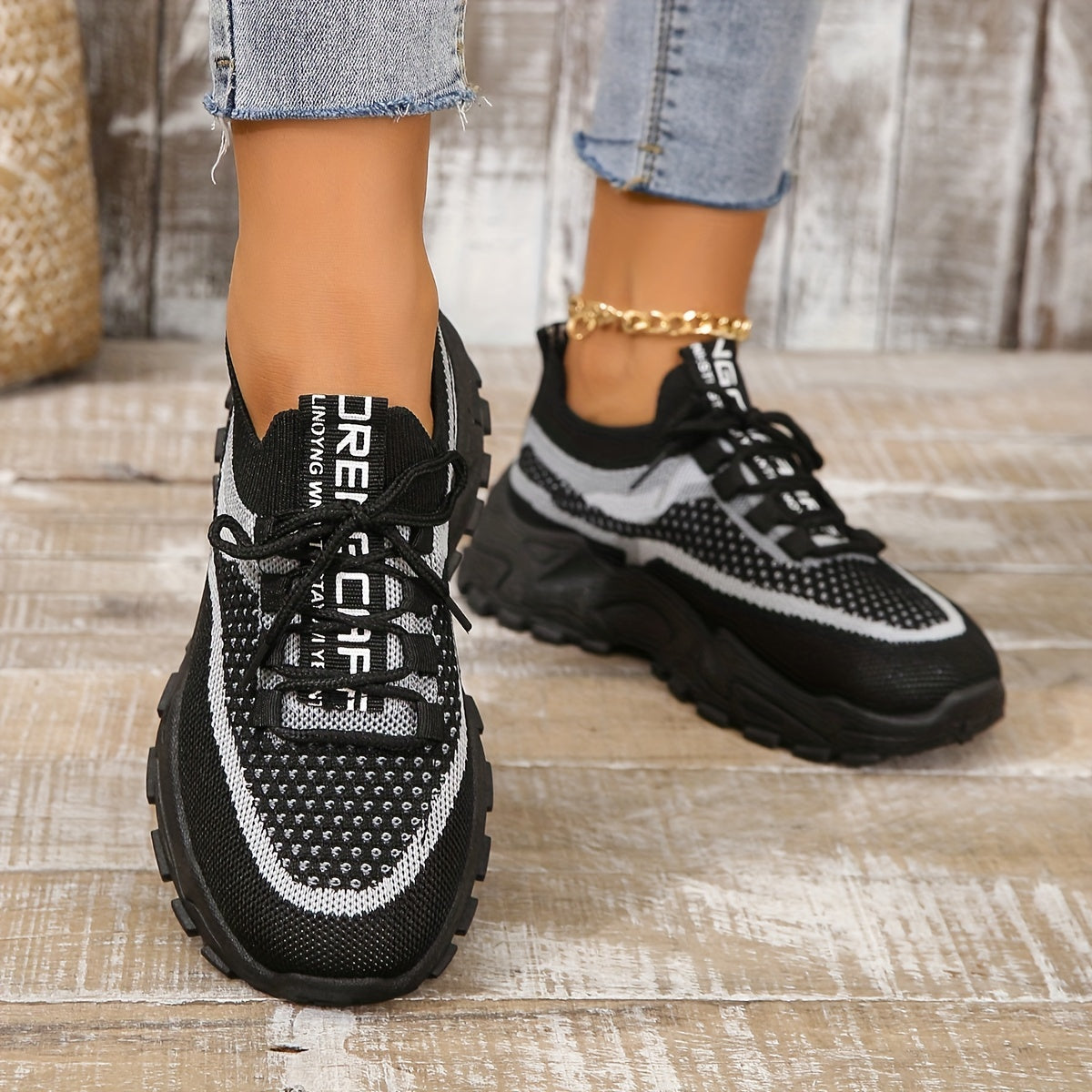 Women's mesh platform sneakers with breathable design, lace-up outdoor shoes for comfort and style in plus sizes.