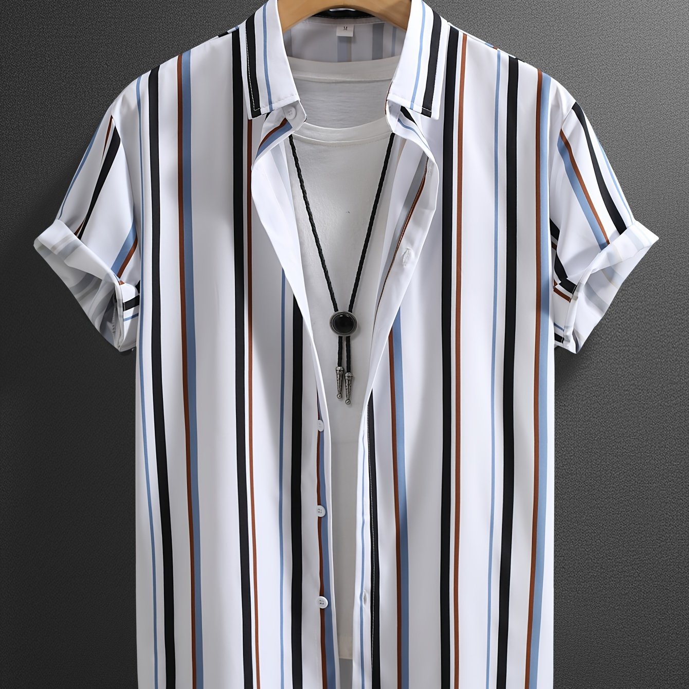 Men's casual striped short sleeve shirt for summer and vacation resorts.