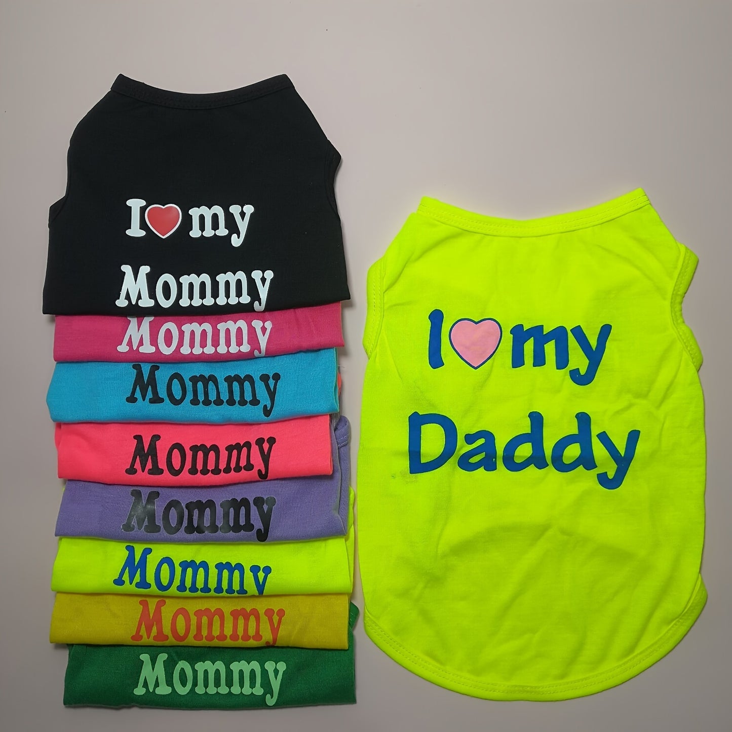 Cute 'I Love My Daddy/Mommy' graphic pet vest for summer parties, suitable for dogs and cats.