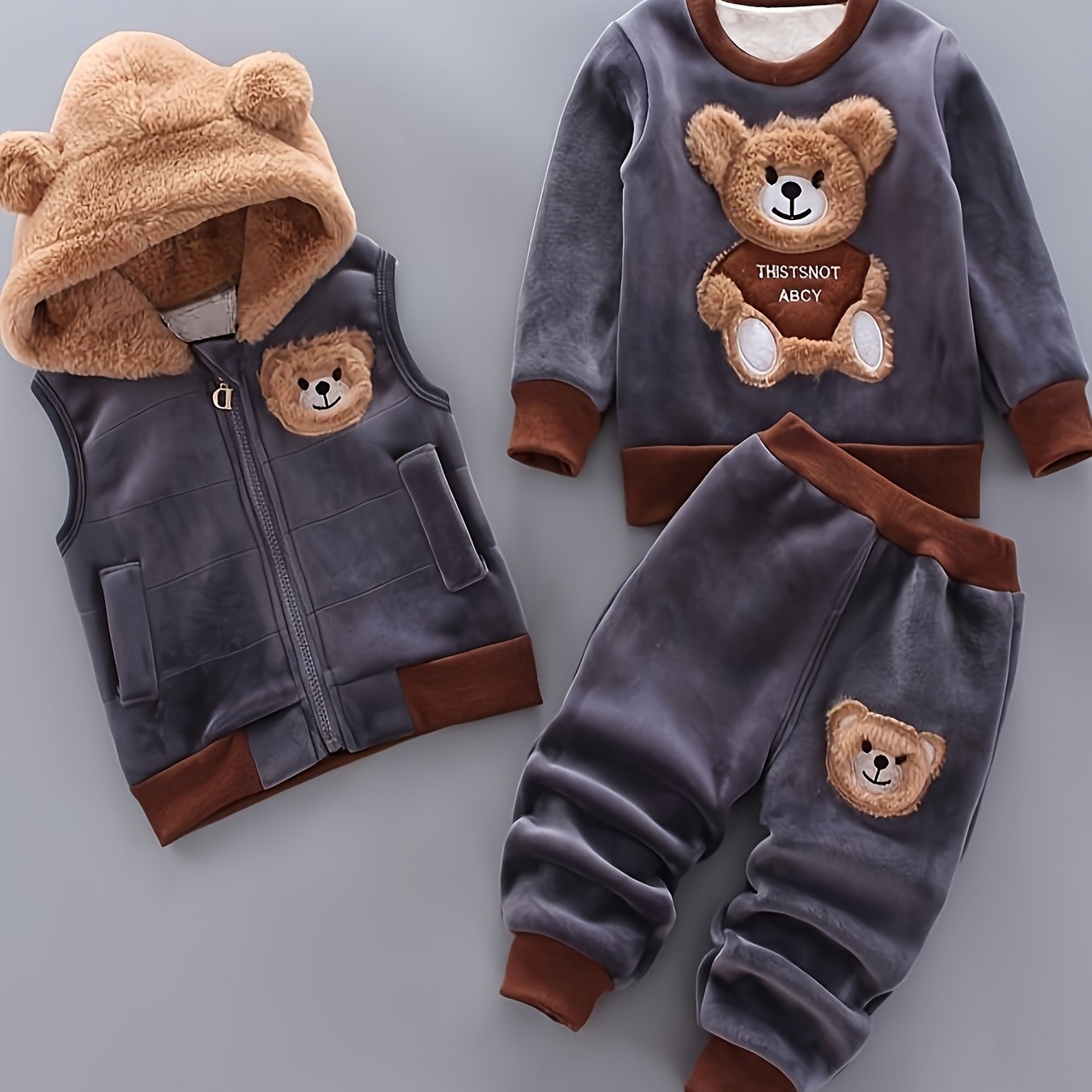 Boys' 3-piece fur-face bear pattern outdoor set for winter/fall.