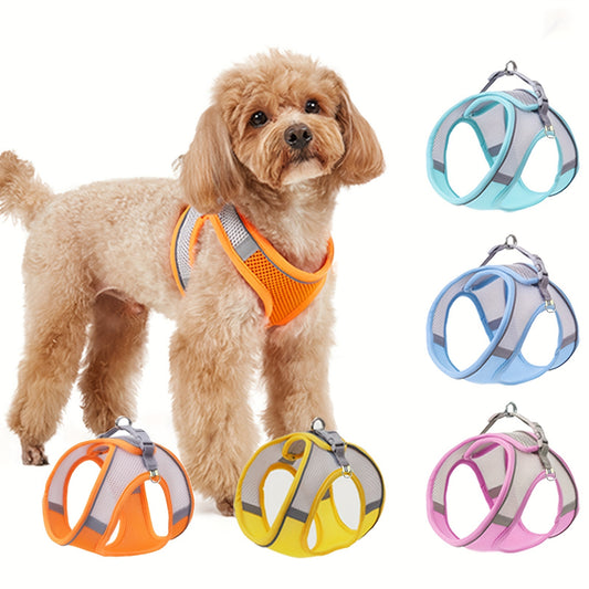 Soft mesh pet harness with reflective strip for small cats and dogs, providing comfort and safety.