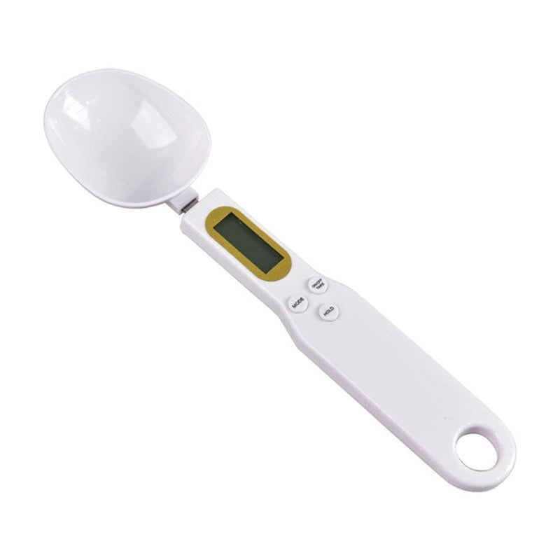 Accurate digital kitchen scale spoon with LCD display, precision range of 0.1g-500g, ideal for cooking, baking, and portion control. Powered by button batteries.