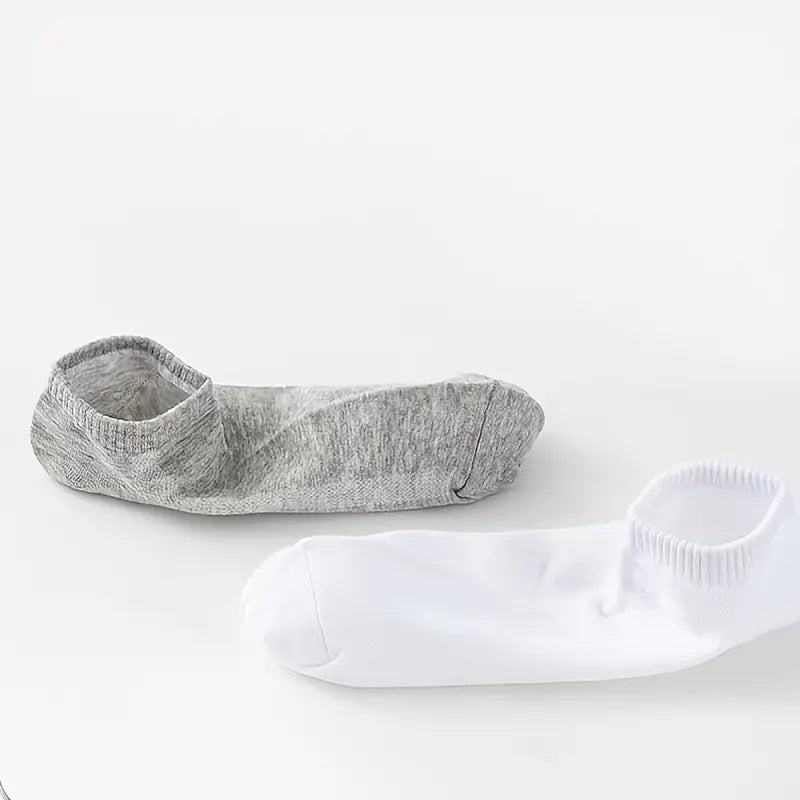 10 pairs of comfortable and breathable men and women ankle socks for spring and summer.