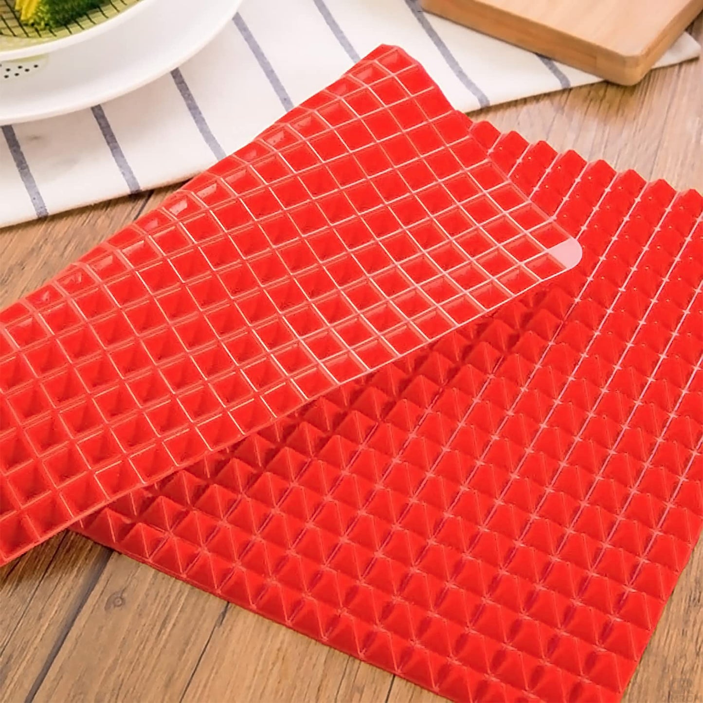 Durable Non-Stick Silicone Pyramid Cooking Mat for Baking, Microwave Oven, and Pastry - Convenient Cleanup and Long-lasting