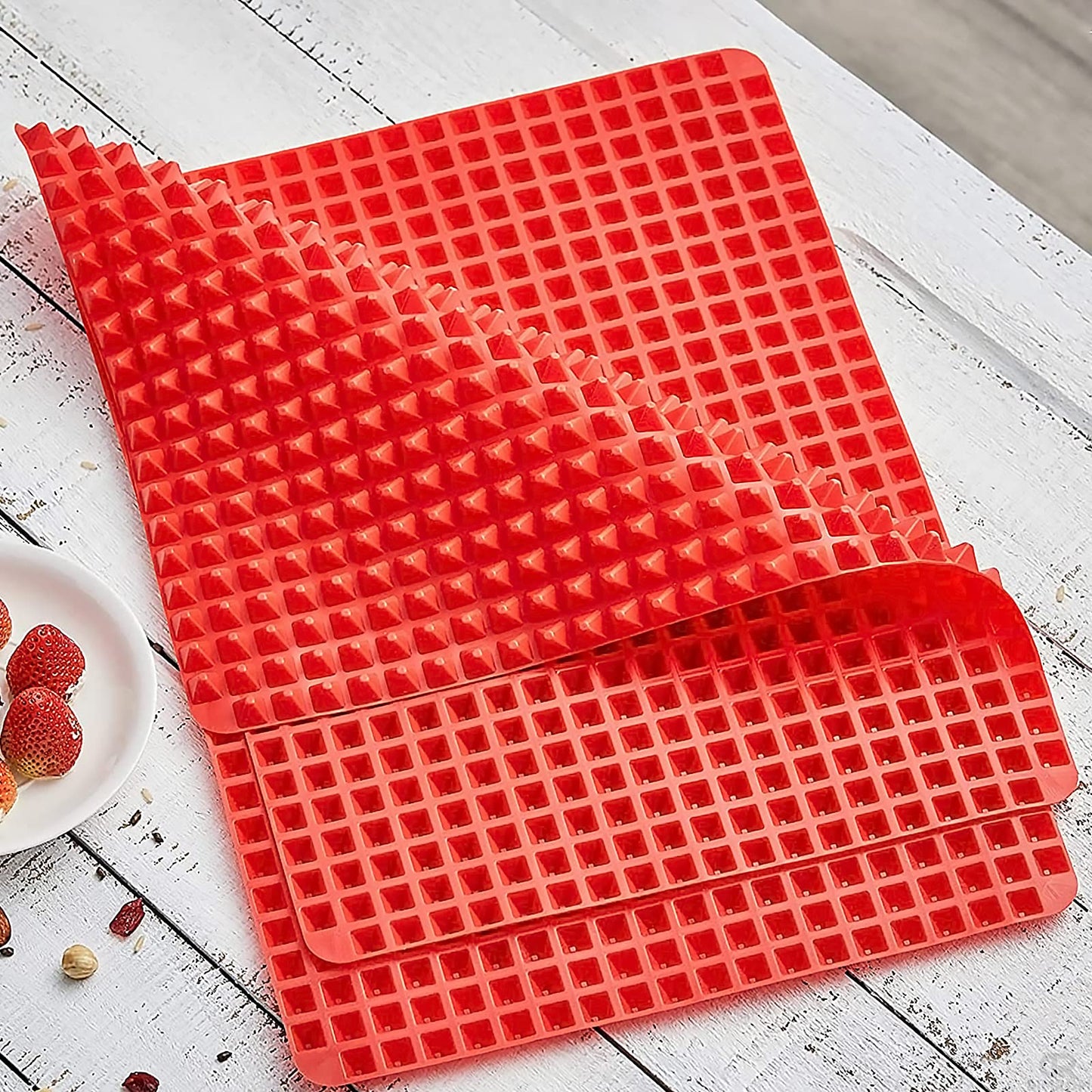 Durable Non-Stick Silicone Pyramid Cooking Mat for Baking, Microwave Oven, and Pastry - Convenient Cleanup and Long-lasting