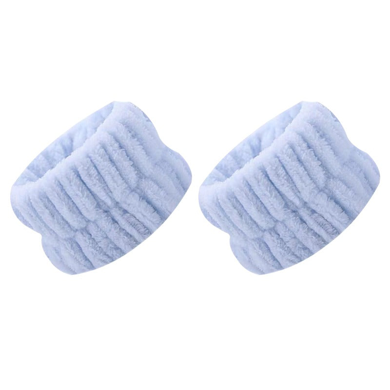 Set of 2 solid color face wash wristbands made of soft ultrafine fiber towel material. Absorbent and convenient for facial cleaning to avoid dampness. Bathroom accessory.