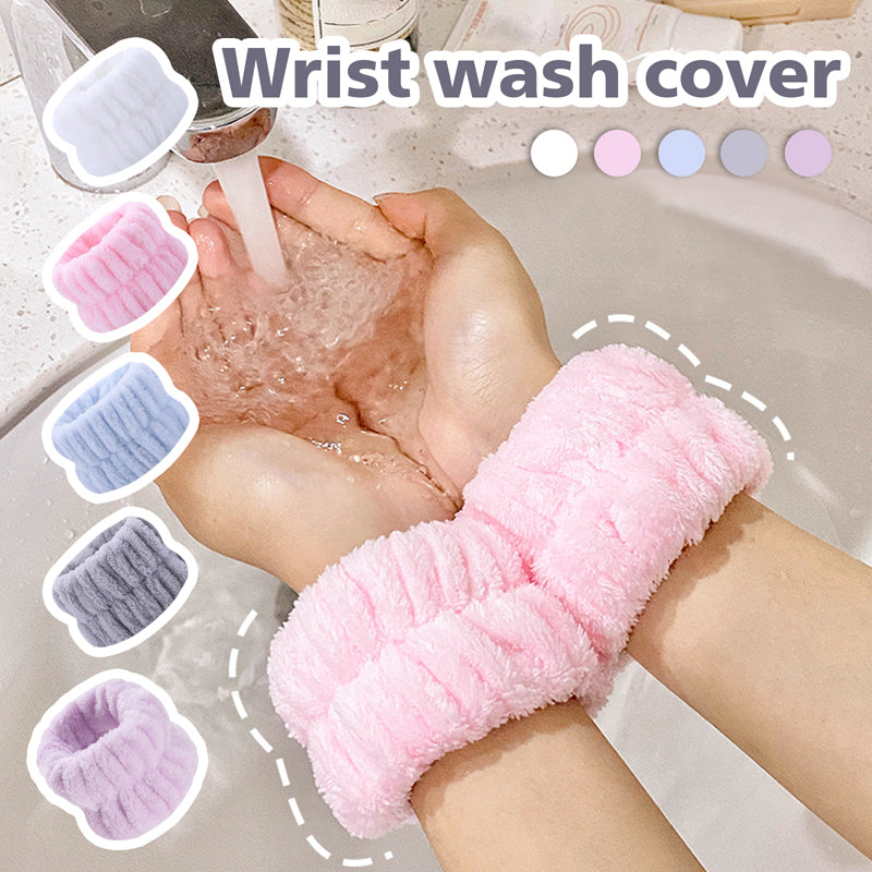 Set of 2 solid color face wash wristbands made of soft ultrafine fiber towel material. Absorbent and convenient for facial cleaning to avoid dampness. Bathroom accessory.