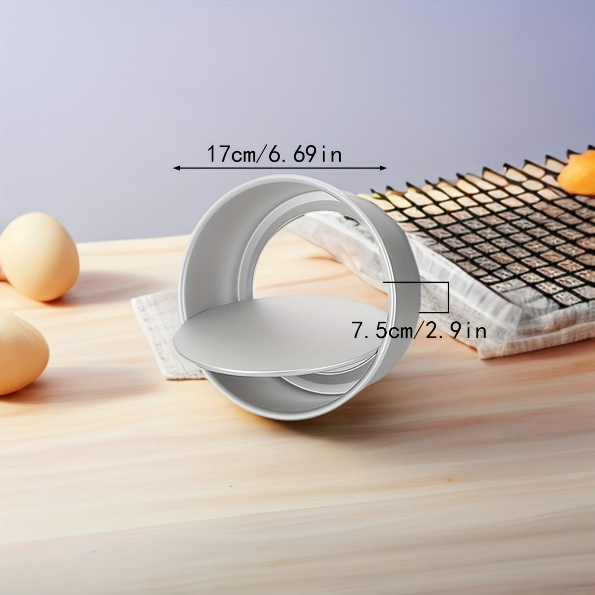 One piece of Loose Bottom Cake Pan Mold with Removable Base, Oven Tool for Baking Cakes, Kitchen Baking Gadgets and Tools in 4'', 6'', 8'' and 10'' sizes. Perfect for Home Kitchen Use.