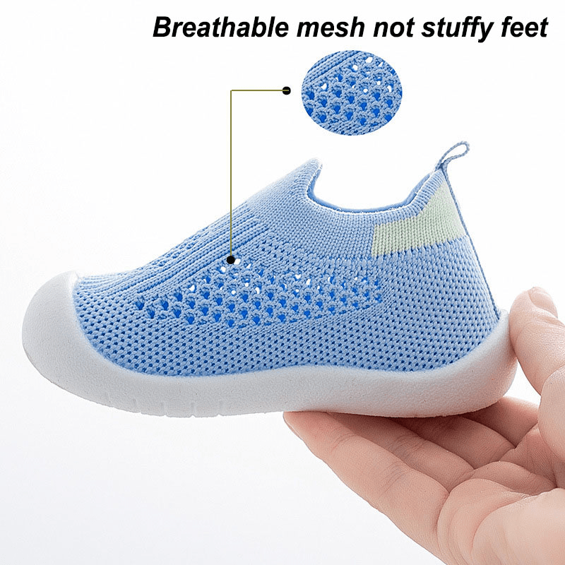 Breathable mesh toddler shoes that are wear-resistant, non-slip, and comfortable for boys and girls during the summer.