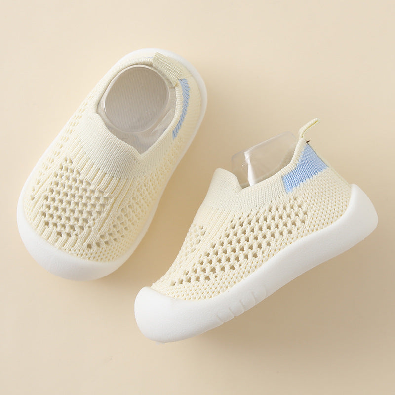 Breathable mesh toddler shoes that are wear-resistant, non-slip, and comfortable for boys and girls during the summer.