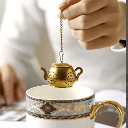 Stylish Golden Tea Strainer in 304 Stainless Steel with Ornate Handle - Ideal Mesh Infuser for Loose Tea Leaves, Suitable for Home or Office, Elegant Home Tea Essential|Delicate Designs|Chic Look, Tea Infuser