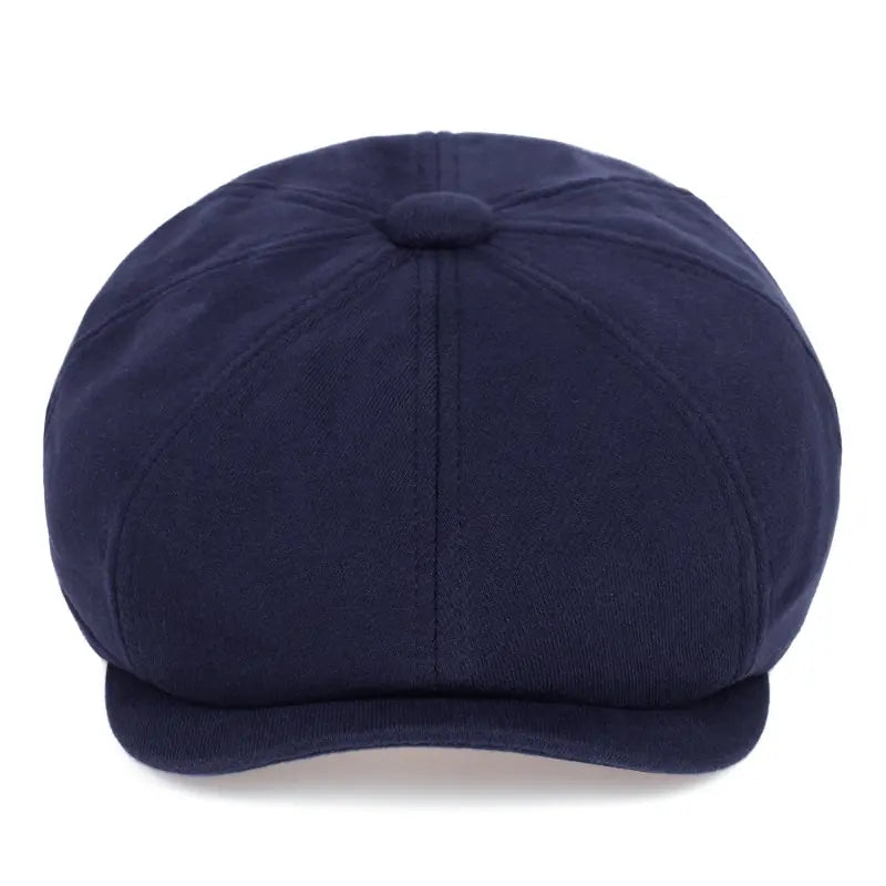 Lightweight unisex beret in solid color for casual wear, suitable for both women and men.