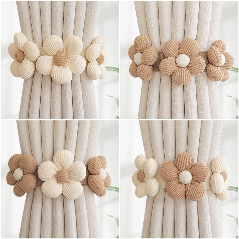 Decorate your bedroom or living room with this elegant Flower Pattern Curtain Tieback. No drilling necessary - simply use the Binding Strap to secure your curtains with style. This Curtain Storage Rope is a convenient and stylish addition to your home