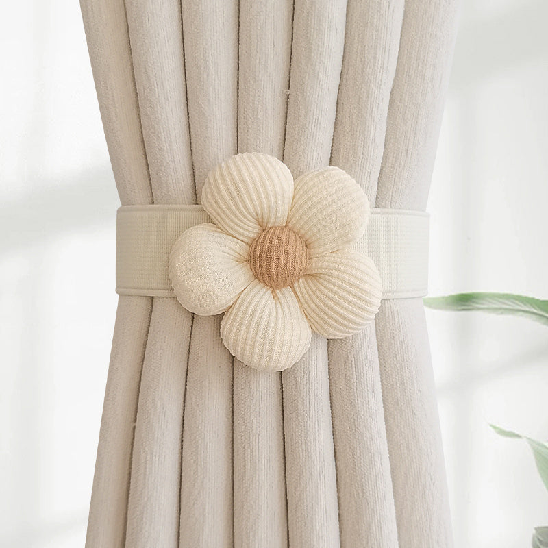 Decorate your bedroom or living room with this elegant Flower Pattern Curtain Tieback. No drilling necessary - simply use the Binding Strap to secure your curtains with style. This Curtain Storage Rope is a convenient and stylish addition to your home