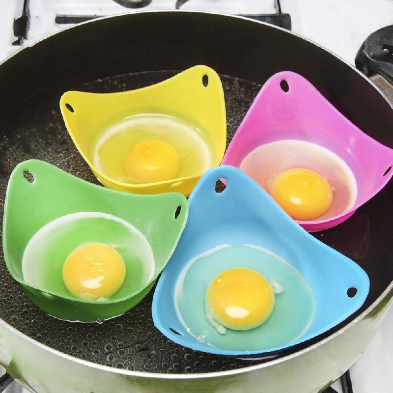 This BPA-free kitchen tool set includes 4 non-stick silicone egg poachers that are ideal for use in microwave ovens, air fryers, and stoves. Achieve perfectly poached eggs every time with these versatile cooking accessories.