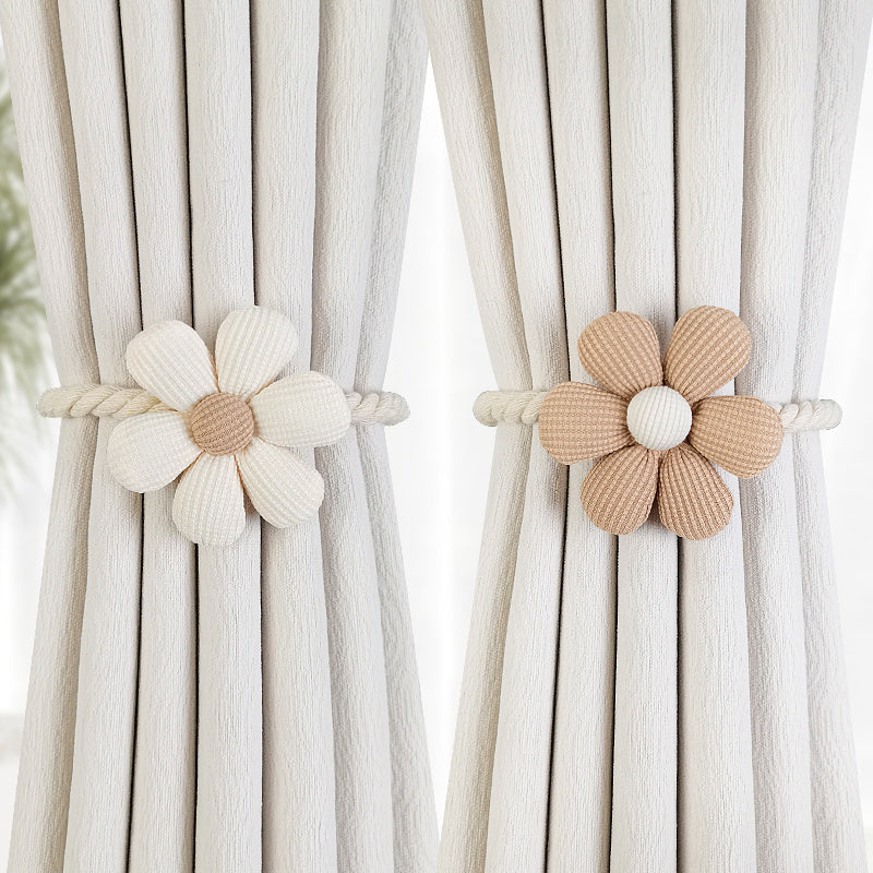 Get yourself a Magnetic Curtain Buckle to tie back your curtains easily in a modern, small fresh flower design. This Creative Curtain Rope Bundle is perfect for holding back door curtains in your bedroom or living room, adding a touch of style to your