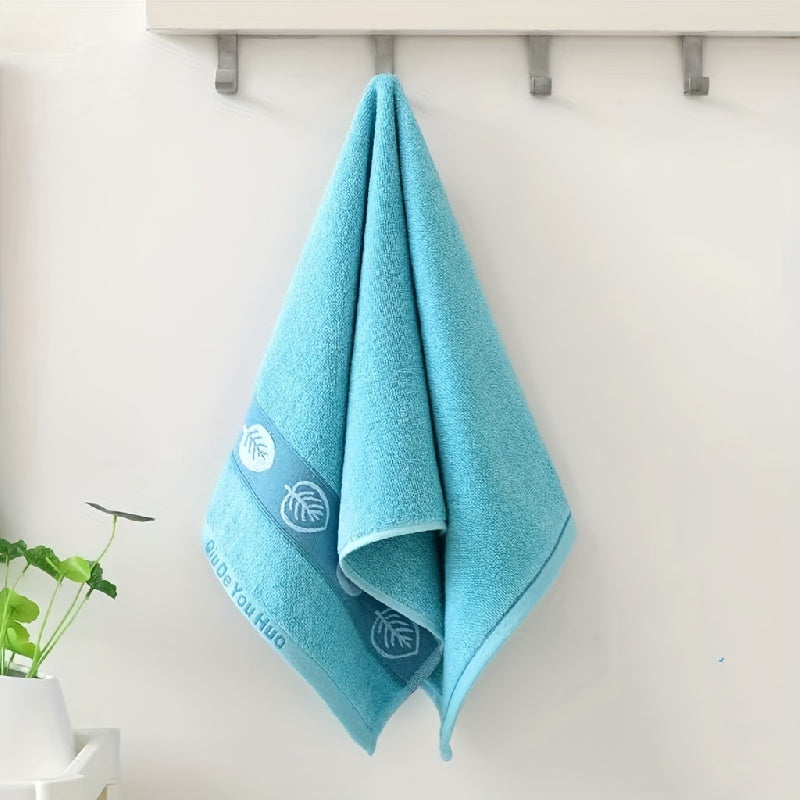 Three soft towels that are thick and absorbent, perfect for daily use and makes a great gift for Christmas, Halloween, or Thanksgiving.