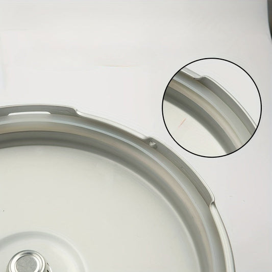 Two silicone seal rings designed for electric pressure cookers, these thick and easy-to-replace gaskets ensure kitchen and dining safety.