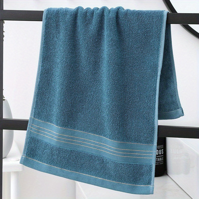 High-quality 100% cotton hand towels with modern striped pattern, 500 GSM, and super absorbent knit fabric. Suitable for bathroom, face, and hair. Perfect for home, hotel souvenirs, and holiday gifts.