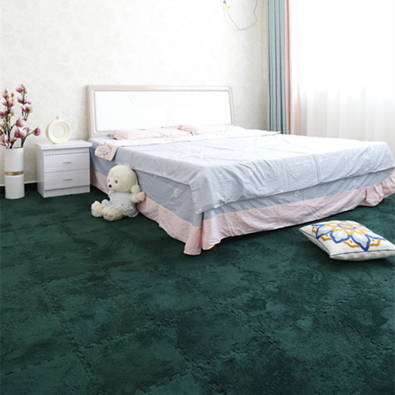 Set of 10 square panel floor mats for a fully padded girl's bedroom, featuring a thickened carpet ideal for crawling and playing by the bedside in the floating window bedroom.