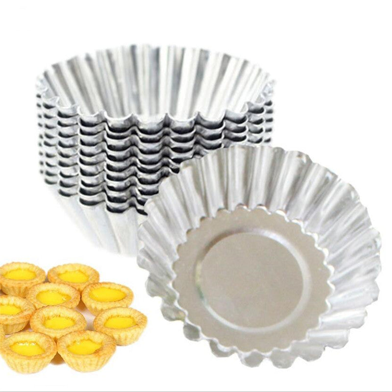 Set of 10 reusable egg tart molds, perfect for making cookies, puddings, mooncakes, and pastries. Essential baking tools and accessories.