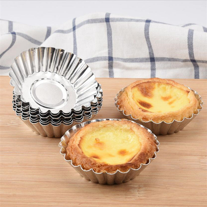 Set of 10 reusable egg tart molds, perfect for making cookies, puddings, mooncakes, and pastries. Essential baking tools and accessories.