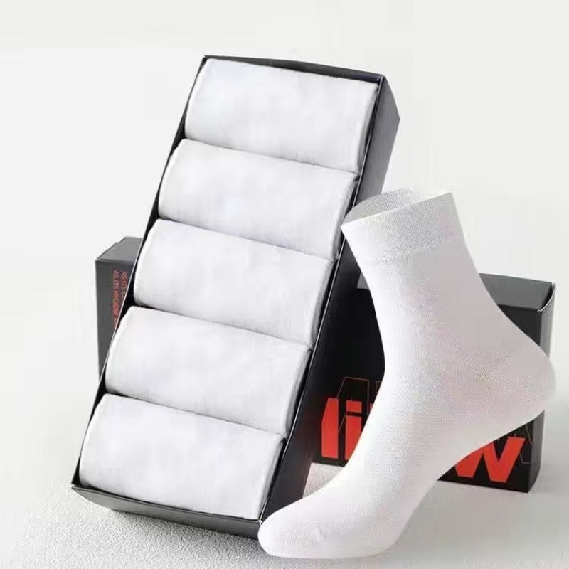 5 pairs of men's low cut socks, soft and breathable for all seasons.