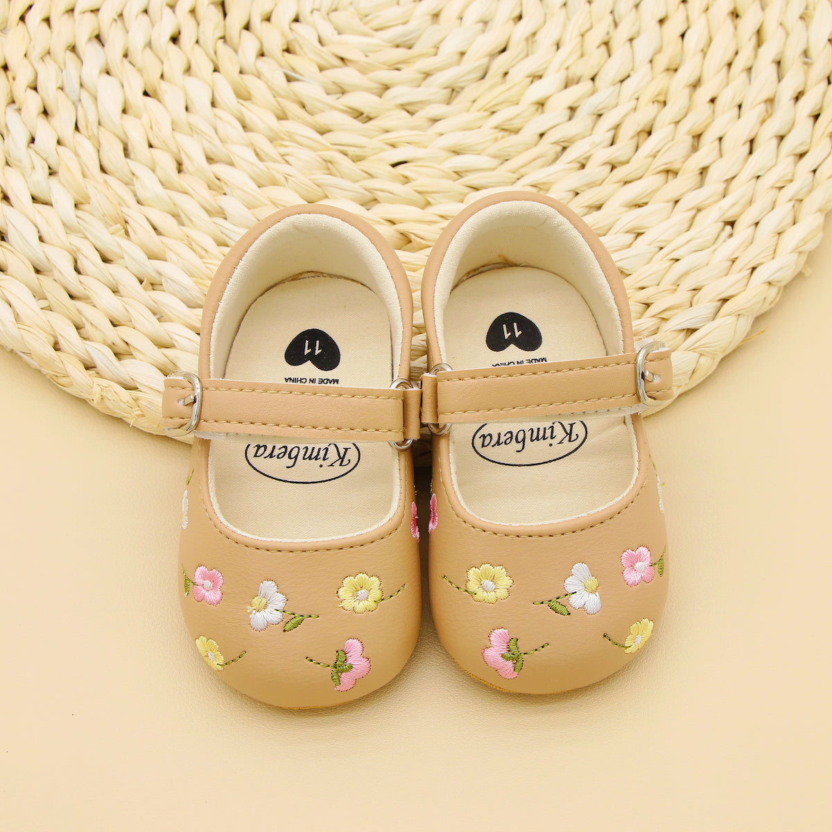 Embroidered flower Mary Jane shoes for baby girls, comfy lightweight non-slip flat sole shoes for indoor/outdoor parties in Autumn.