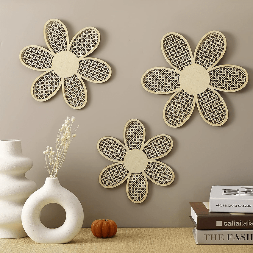 Daisy Wall Decoration Set - Includes 3 Wooden Wall Art Pieces for Home Living Room Décor. Can be Hung on the Wall for a Charming Addition to your Space.