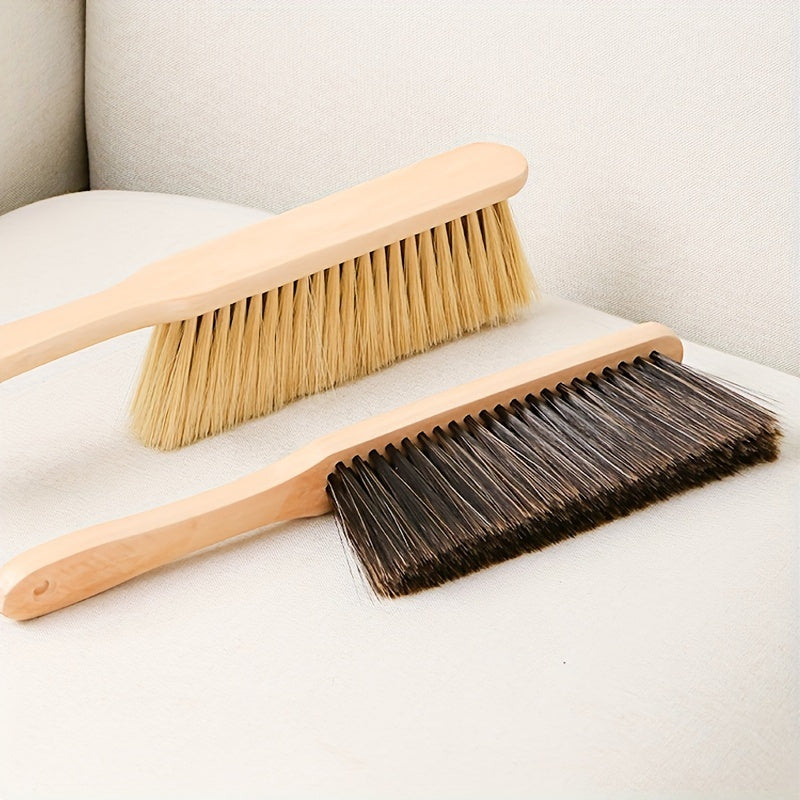 1 piece of Bed Sweeping Brush with Handle, featuring soft bristles for effective dust removal in the household. Perfect for cleaning beds, sofas, cars, clothes, and furniture. A versatile cleaning tool ideal for back-to-school supplies.