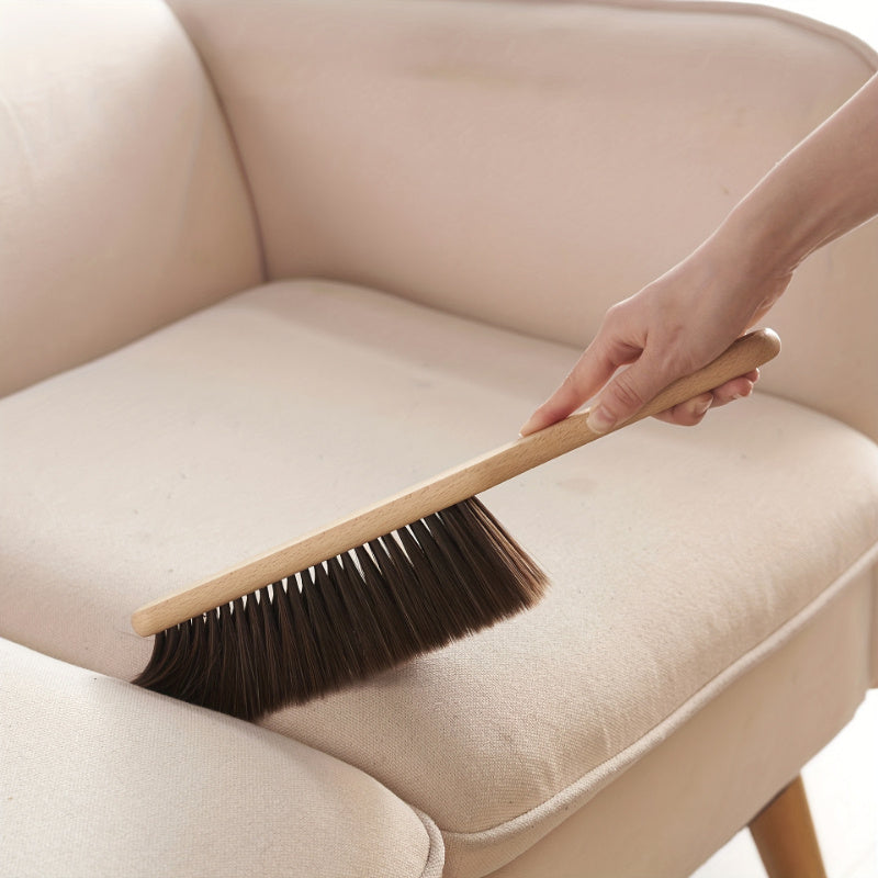 1 piece of Bed Sweeping Brush with Handle, featuring soft bristles for effective dust removal in the household. Perfect for cleaning beds, sofas, cars, clothes, and furniture. A versatile cleaning tool ideal for back-to-school supplies.